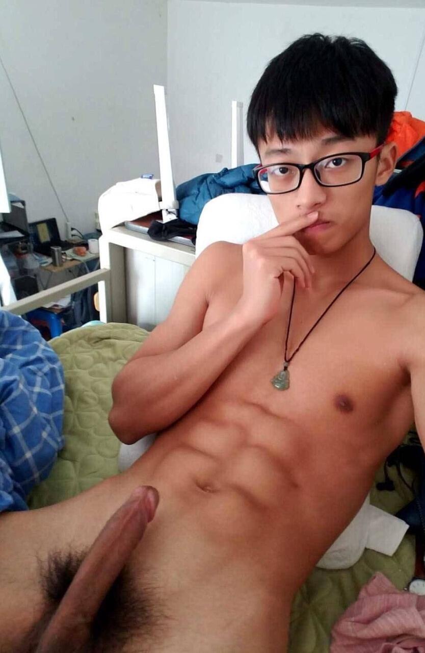 Smooth boys porn