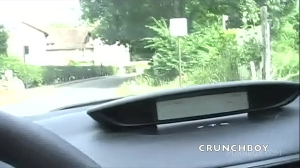 french slut tiwnkf cked by 2 tops boys in exhinb cruisng place