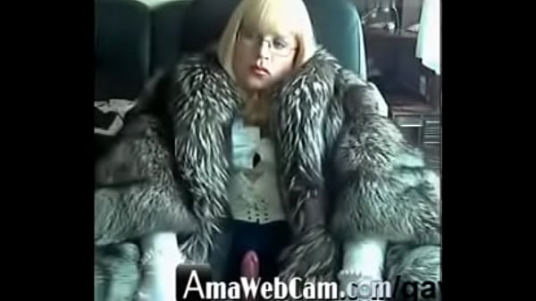 Mistress in furcoat – AmaWebCam.com/gay