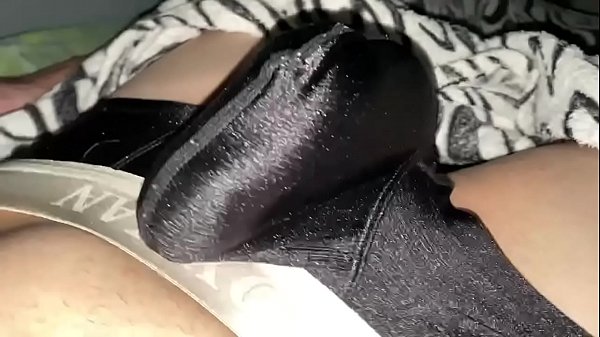 Pau com volume na cueca