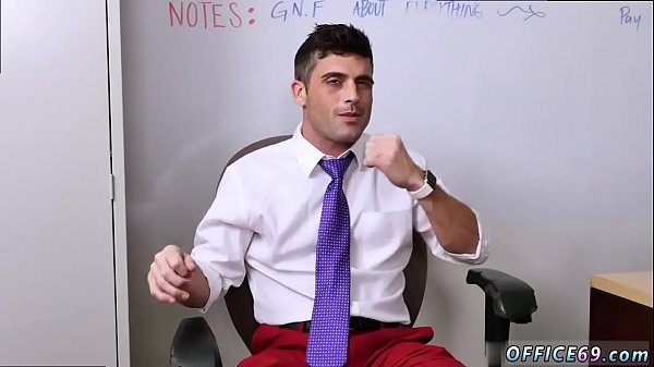 Straight gay man paid to wank Lance’s Big Birthday Surprise