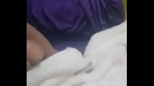 Acariciando seu Big pênis 1