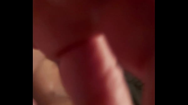 assis dur sur la grosse bite …