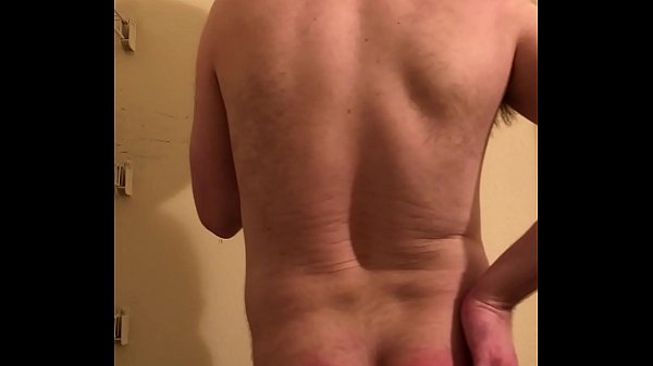 dude spanks himself to for self discipline day 2