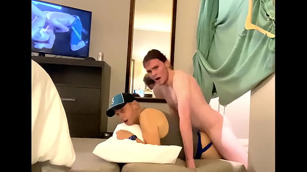 Hot 18 year old who had just graduated HIGH SCH00L wanted to breed me through my Glory Hole at my hotel in Seattle. I said yes of course. All of a sudden he pulled the curtain up and went to town and rang my SCH00L BELL with face showing etc. ID verified.