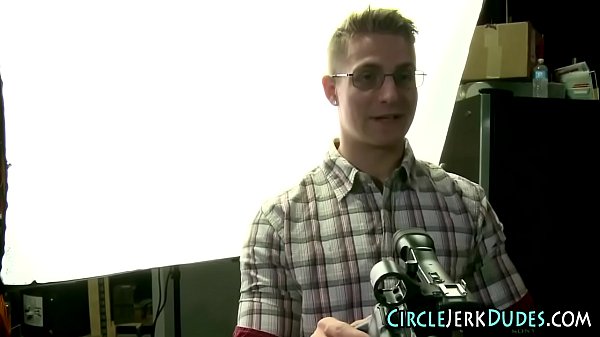 Muscly straighty spunks