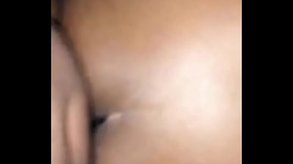 Negão rabudo dando pro negão na cabine