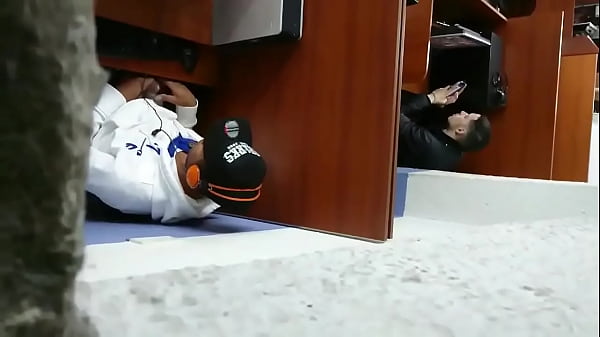 Spy Guy in Cyber Public – CHICOSCAM.COM