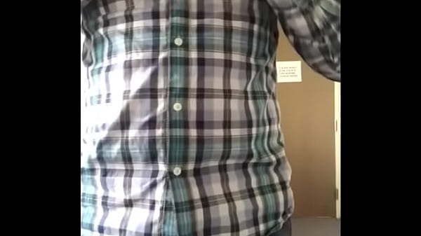 Titing Pinoy – Cocktease at Jakol sa Breakroom