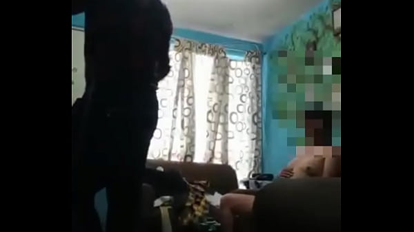 Me visto de nena para mi vecino y luego me coge parte 1