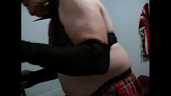 Cheyenne999 strip tease