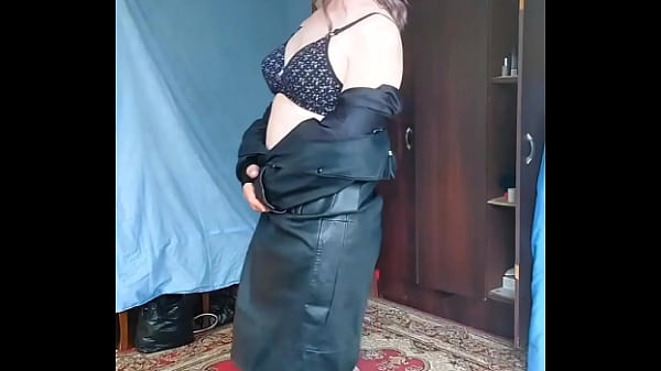 18 YOUTUBER CROSSDRESSERKITTY WHITE BOOTY FEMBOY IN BIKINI COOL GIRL LONG LEATHER COAT MAKING STRIPTEASE FOR HER LOVERS