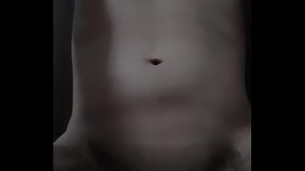 Batendo punheta e gozando