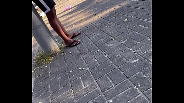 ARRASTEI O MACHO DA PRAÇA PRO CINEMÃO GAY PRA ME LEITAR