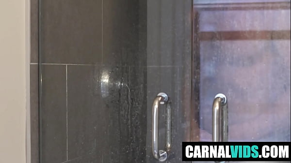 Resemblance Kyle Steele, Reece Scott